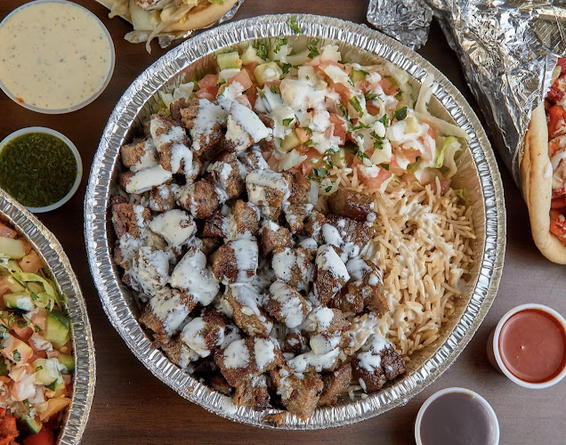 Naz's Halal Food - Hamilton