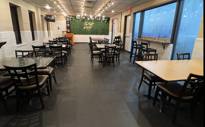 Halal Kitchen and Wingeats