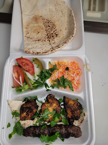 Fresh Halal Market restaurant & bakery