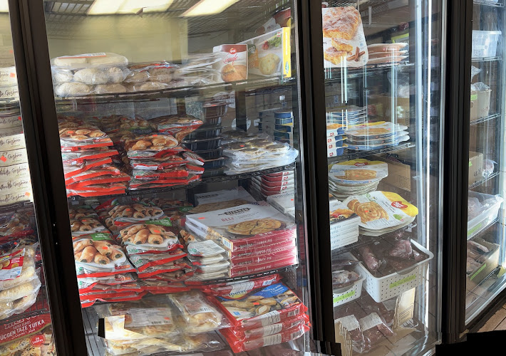 Habibi’s Market and Restaurant